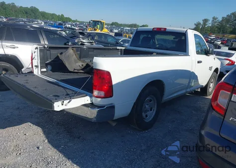 2022 Ram 1500 Classic Tradesman 4X2 8' Box from USA, damaged, VIN 3C6JR6DG5NG412610